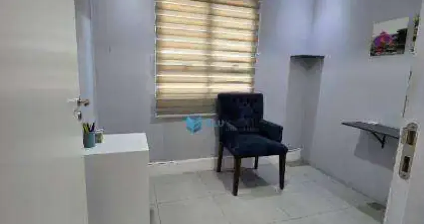 Sala Comercial para venda em Centro de 34.00m² com 1 Garagem