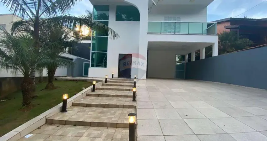 Casa de Condomínio para alugar em Cidade Parquelandia de 300.00m² com 3 Quartos, 1 Suite e 6 Garagens