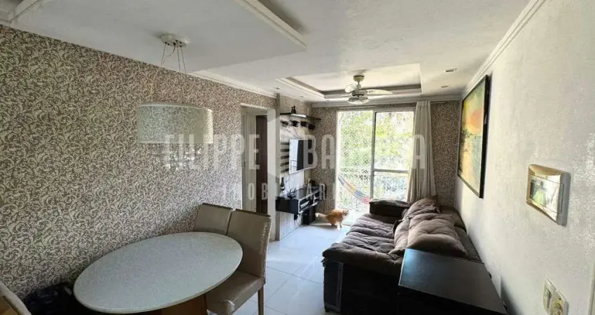 Apartamento para venda em Parada de Lucas de 50.00m² com 2 Quartos e 1 Garagem