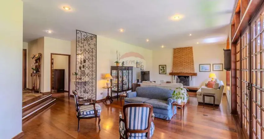 Casa de Condomínio para venda em Parque Campolim de 375.98m² com 3 Quartos, 3 Suites e 4 Garagens