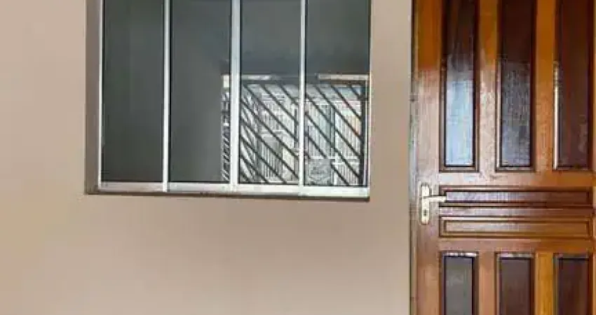 Casa para alugar em Nova Monte Serrat de 50.00m² com 1 Quarto e 1 Garagem