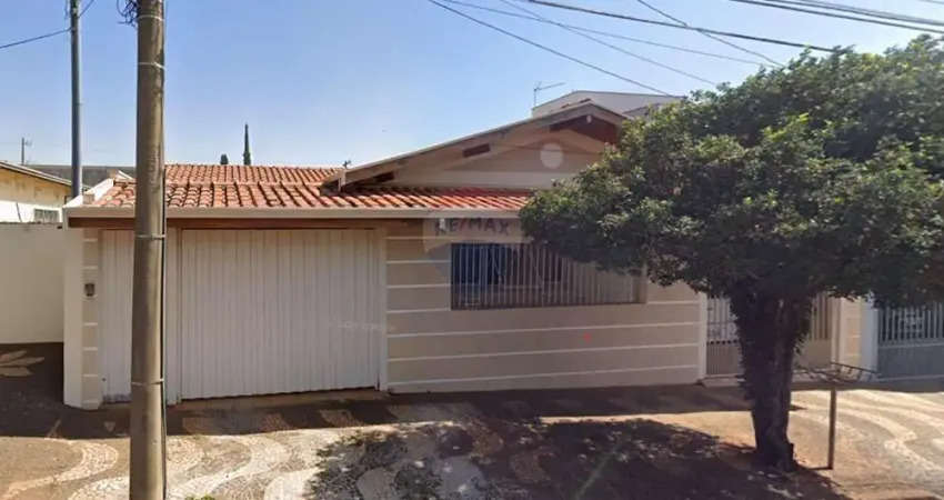 Casa para alugar em Parque Santa Cândida de 187.32m² com 3 Quartos e 2 Garagens