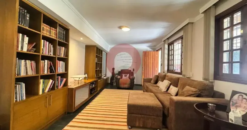 Casa para venda em Vila São Sebastião de 278.00m² com 3 Quartos, 1 Suite e 2 Garagens