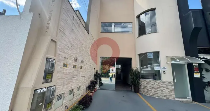 Casa para alugar em Jardim Europa de 250.00m² com 4 Quartos, 1 Suite e 2 Garagens
