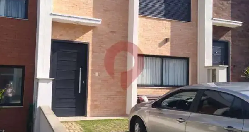 Casa de Condomínio para venda em Chácaras Silvania de 140.00m² com 3 Quartos, 3 Suites e 2 Garagens
