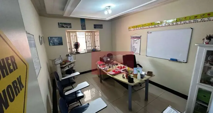 Sobrado para venda em Jardim Zaira de 171.00m² com 3 Quartos, 3 Suites e 3 Garagens