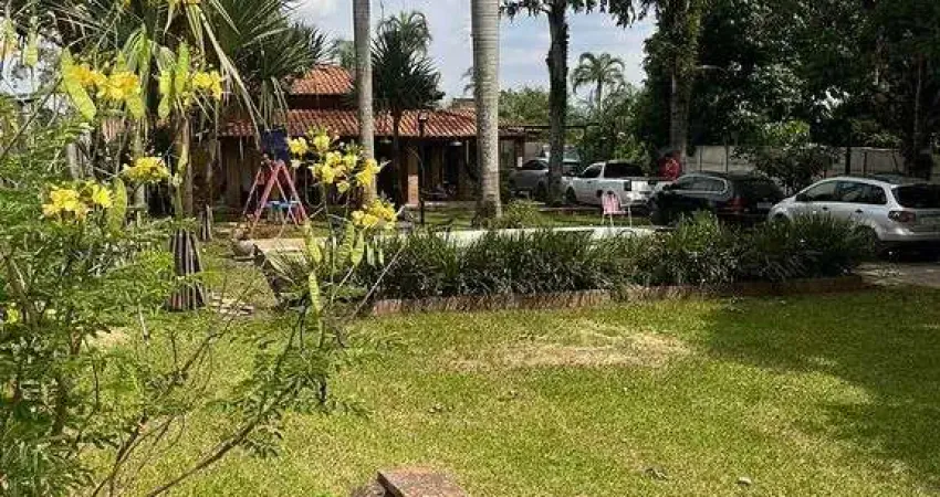 Chácara para venda em Bairro Dos Pires de 394.00m² com 2 Quartos, 1 Suite e 4 Garagens