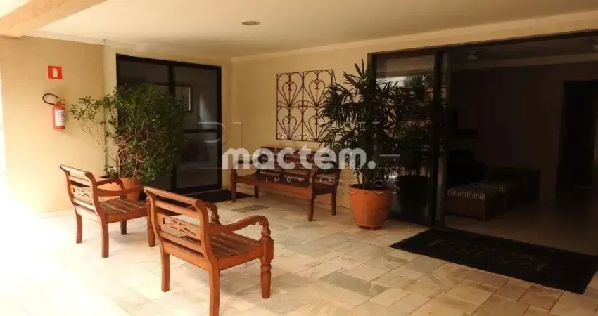 Apartamento para venda em Centro de 180.00m² com 4 Quartos, 2 Suites e 2 Garagens