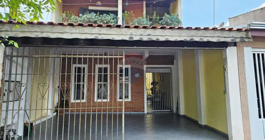 Sobrado para venda em Jardim Abaeté de 189.00m² com 3 Quartos, 1 Suite e 2 Garagens