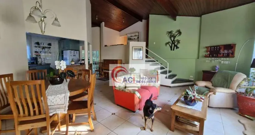 Casa de Condomínio para venda em Vila Verde de 223.00m² com 3 Quartos, 3 Suites e 4 Garagens