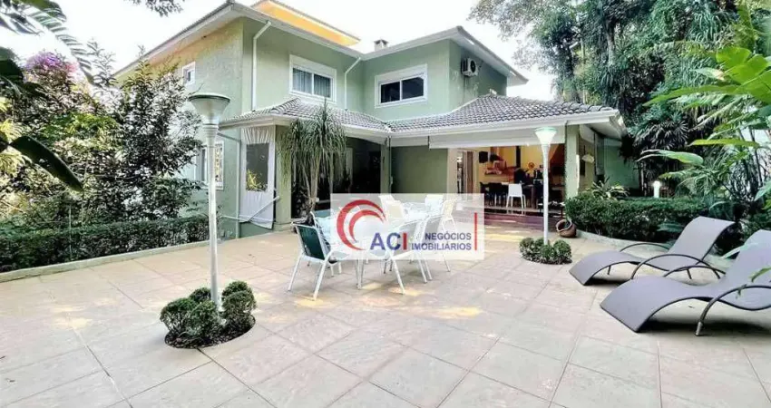 Casa de Condomínio para venda em Forest Hills de 553.00m² com 4 Quartos, 4 Suites e 6 Garagens