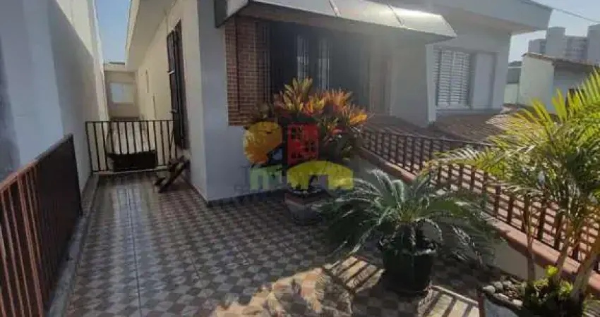 Sobrado para venda em Independência de 162.00m² com 2 Quartos e 2 Garagens