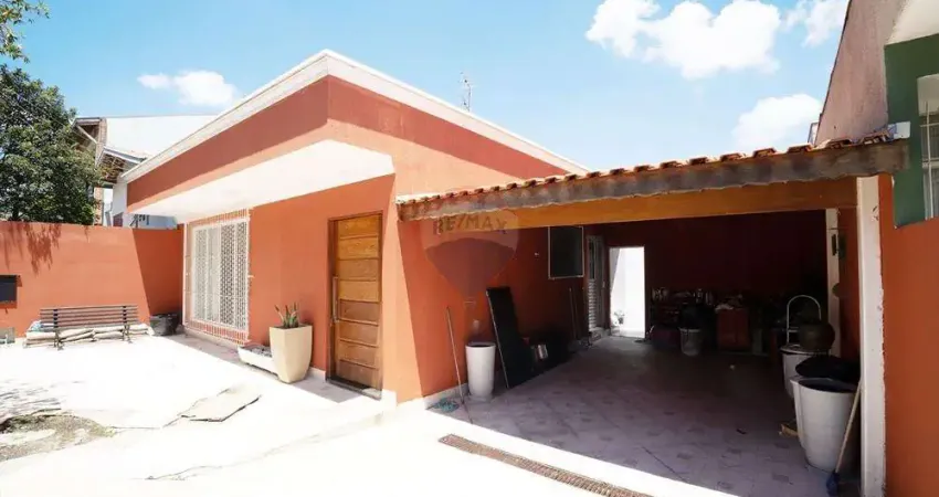 Casa para venda em Vila Viotto de 218.00m² com 4 Quartos, 1 Suite e 2 Garagens