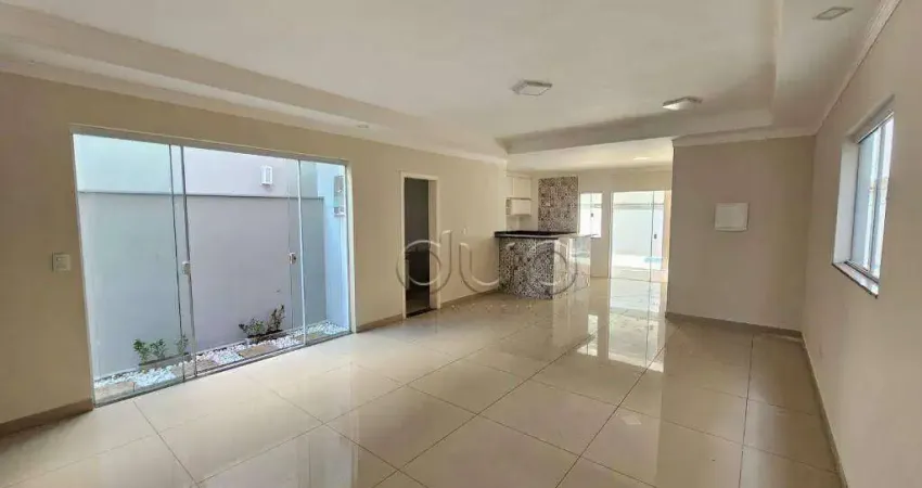 Casa de Condomínio para alugar em Pompéia de 220.00m² com 3 Quartos, 1 Suite e 2 Garagens