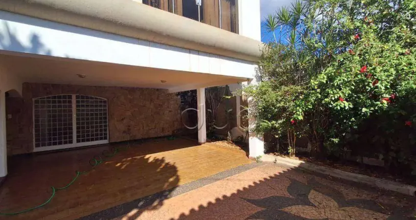 Casa para venda em Parque Santa Cecília de 355.00m² com 4 Quartos, 2 Suites e 4 Garagens