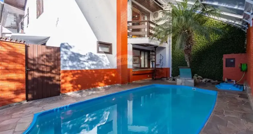 Sobrado para venda em atuba de 330.00m² com 3 quartos, 1 suite e 3 garagens
