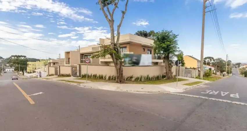 Sobrado para venda em guabirotuba de 145.00m² com 3 quartos, 3 suites e 4 garagens