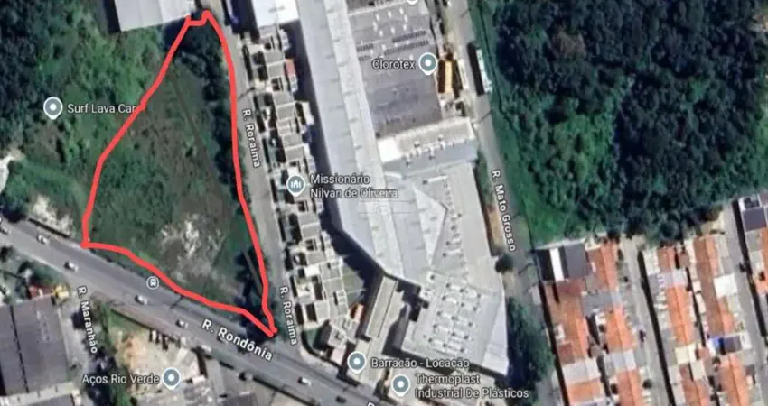 Terreno à venda na Rua Rondônia, 126, Campo Pequeno, Colombo