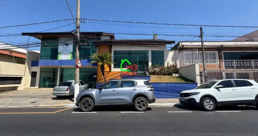 Sala comercial para alugar em centro de 40.00m² com 3 garagens