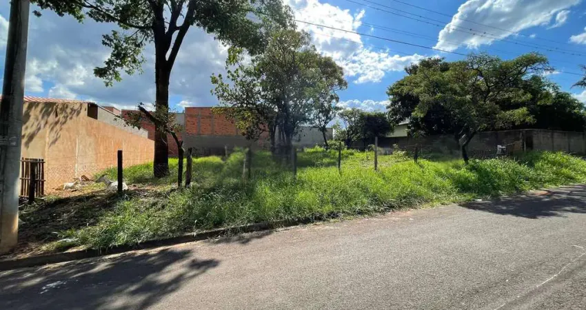 Terreno para venda em parque residencial vinte e quatro de maio de 300.00m²