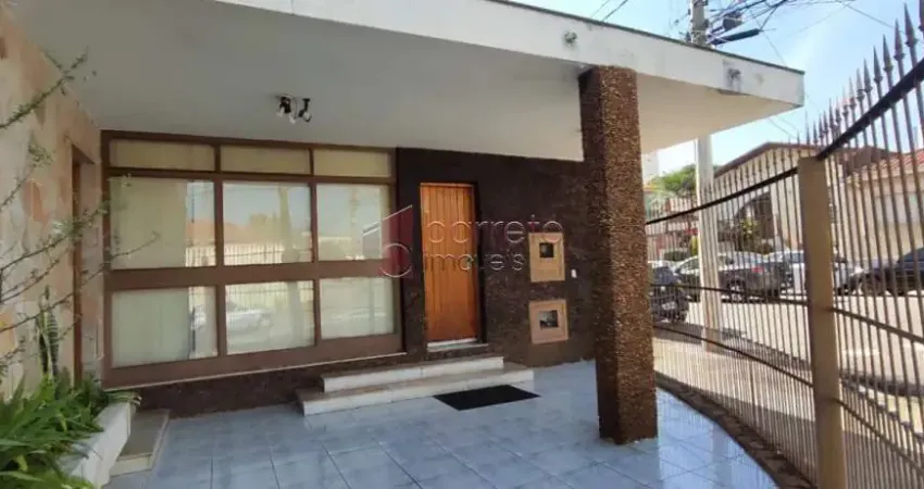 Casa para venda em jardim pitangueiras i de 306.00m² com 3 quartos, 1 suite e 5 garagens