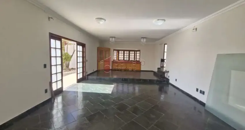 Sobrado para alugar em jardim itália de 247.00m² com 2 quartos, 2 suites e 6 garagens