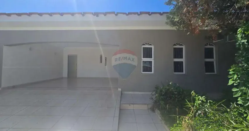 Casa para alugar em vila santa maria de 198.00m² com 3 quartos, 1 suite e 2 garagens