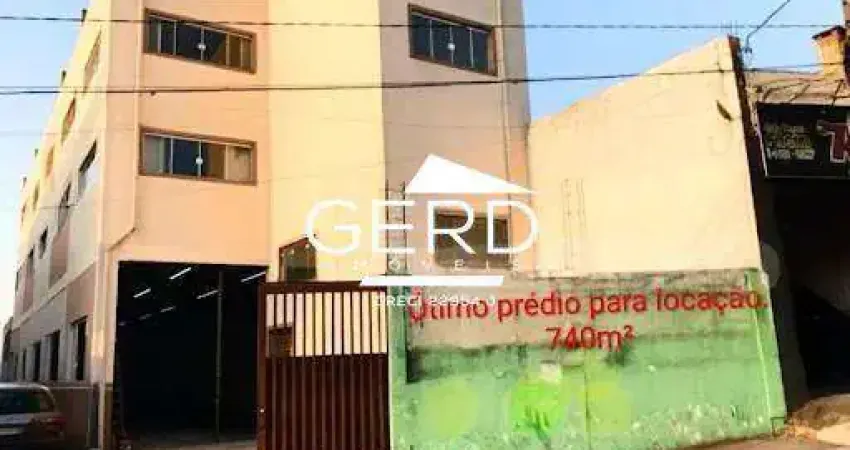 Prédio comercial para alugar em centro de 742.00m² com 20 garagens