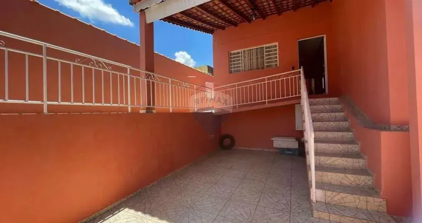 Casa para venda em residencial vale das nogueiras de 120.00m² com 3 quartos, 1 suite e 2 garagens