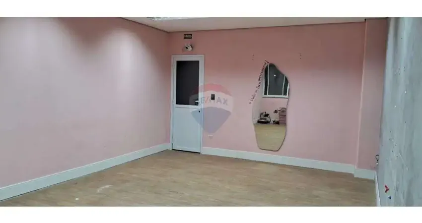 Imóvel comercial para alugar em jardim sorocabano de 25.90m² com 40 garagens