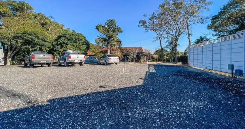 Terreno à venda na Rua Salvador Caruso Orlando, 2601, Medeiros, Jundiaí