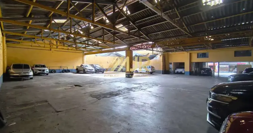 Galpão / depósito / armazém para venda em centro de 803.00m² com 30 garagens