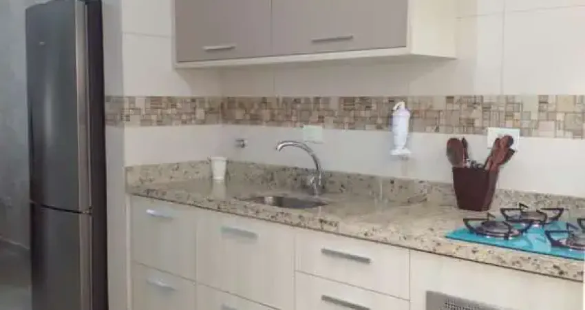 Casa para venda em centro de 160.00m² com 3 quartos, 1 suite e 4 garagens