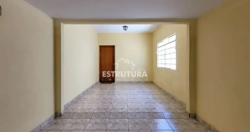 Casa com 2 quartos para alugar na Vila Indaiá, Rio Claro 
