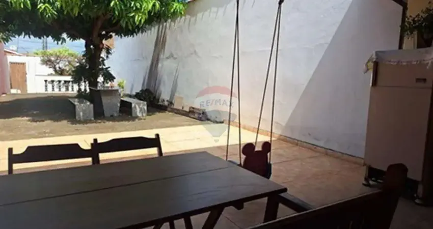 Prédio comercial para venda em loteamento santa rosa de 30.00m² com 2 garagens