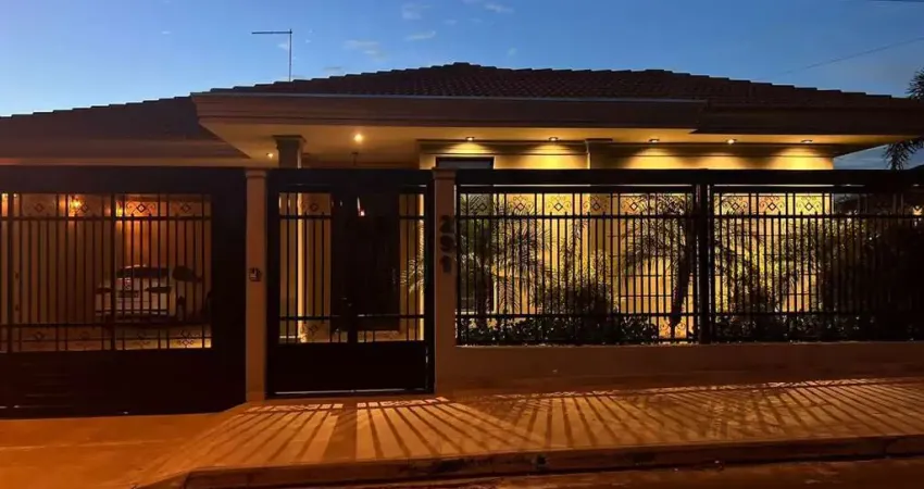 Casa para venda em interlagos i e ii de 337.00m² com 3 quartos, 3 suites e 4 garagens