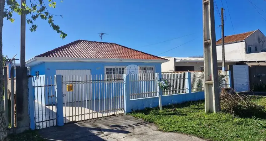 Casa com 3 quartos à venda na Rua Fernando Della Giustina, 453, Ipê, São José dos Pinhais