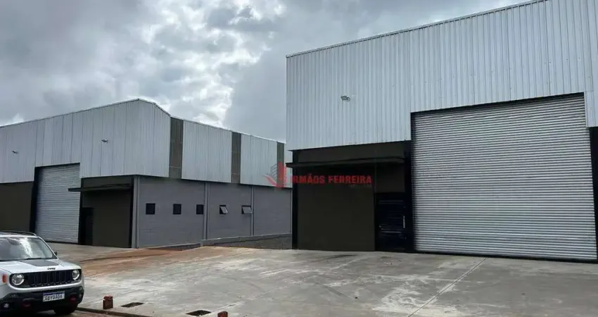 Galpão / depósito / armazém para alugar em distrito industrial doutor carlos arnaldo e silva de 600.00m²