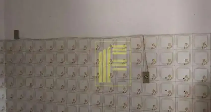 Casa para alugar em parque industrial de 45.00m² com 2 quartos e 1 garagem