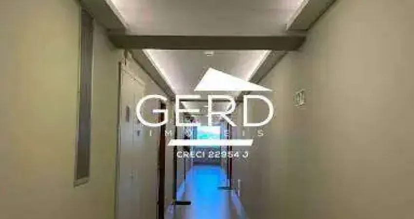 Apartamento para alugar em centro de 32.00m² com 1 quarto e 1 garagem