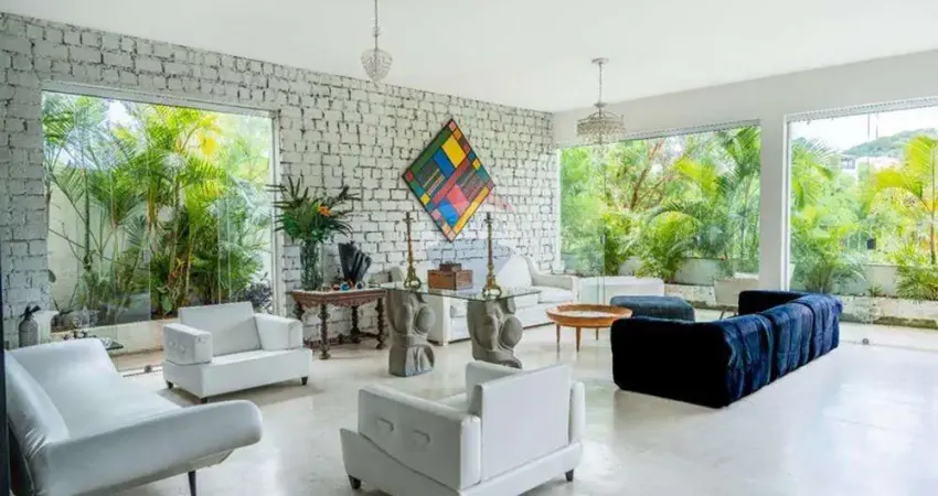 Casa para venda em laranjeiras de 711.00m² com 6 quartos, 4 suites e 1 garagem