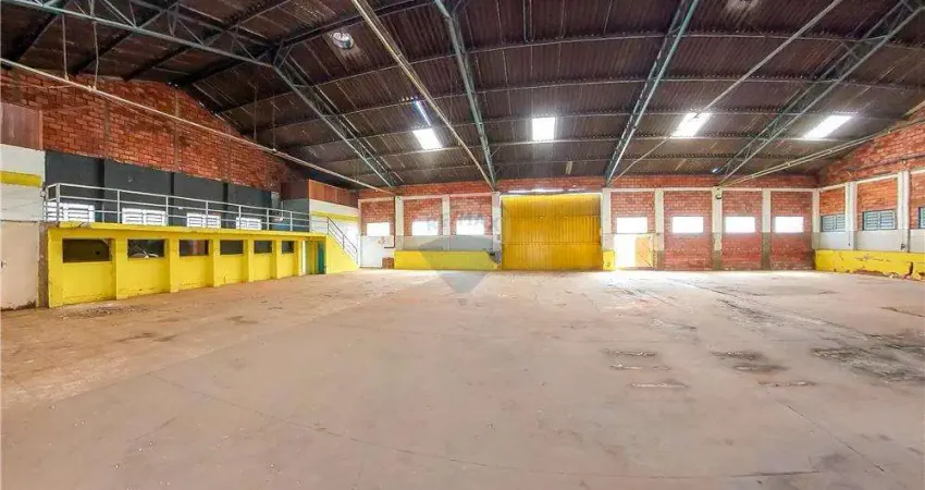 Chácara para venda em centro de 1241.00m² com 3 quartos e 2 garagens