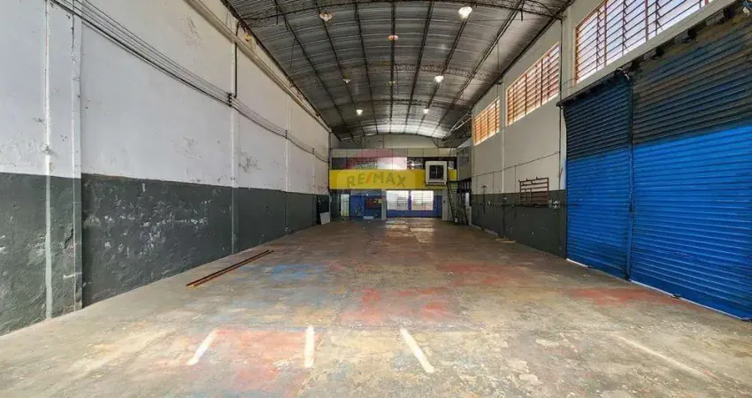 Galpão / depósito / armazém para venda em independência de 747.00m² com 20 garagens