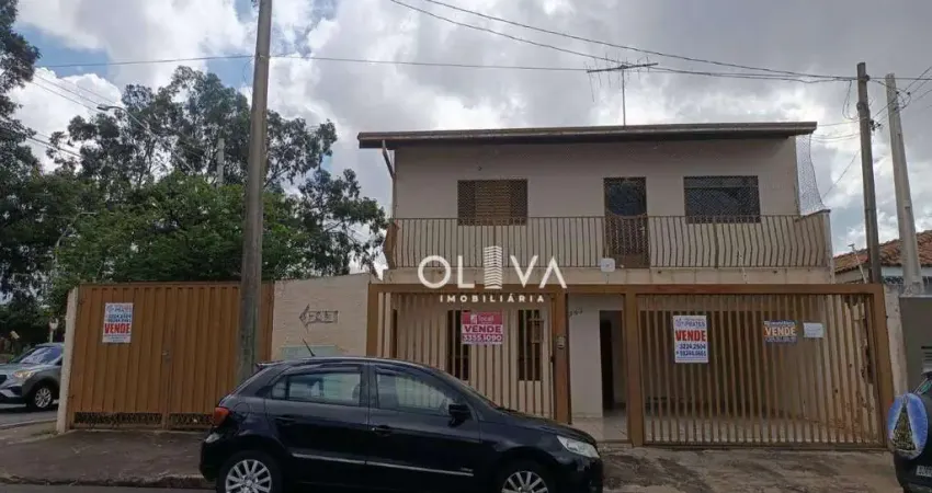 Sobrado para venda em vila são judas tadeu de 193.00m² com 3 quartos, 1 suite e 5 garagens