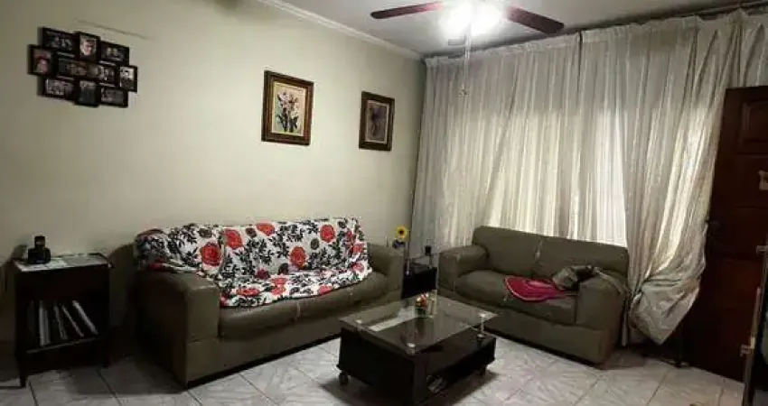 Casa para venda em centro de 283.00m² com 3 quartos, 1 suite e 2 garagens