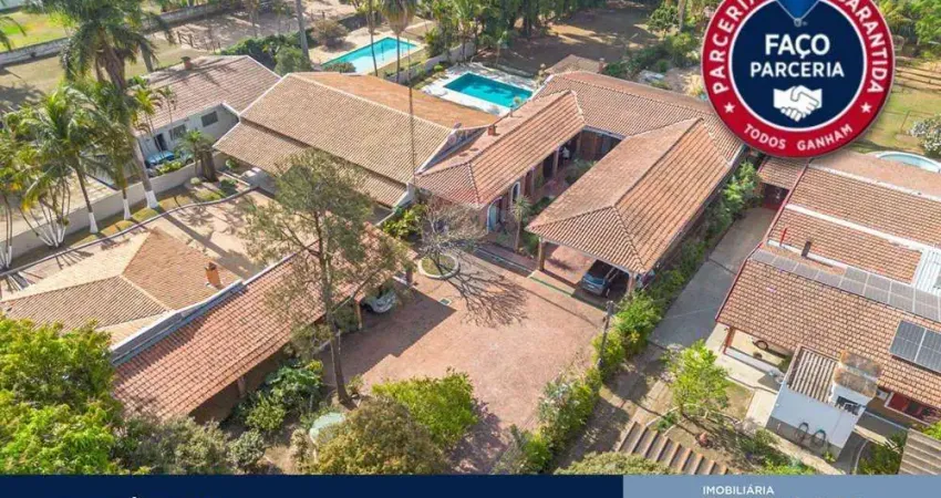 Casa para venda em praia dos namorados de 586.00m² com 3 quartos, 2 suites e 10 garagens