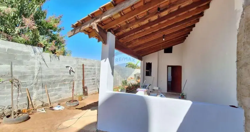 Casa para venda em área rural de mogi mirim de 207.00m² com 1 quarto, 1 suite e 2 garagens
