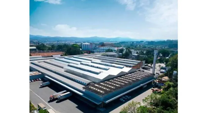 Galpão / depósito / armazém para alugar em cidade jardim cumbica de 8100.00m²