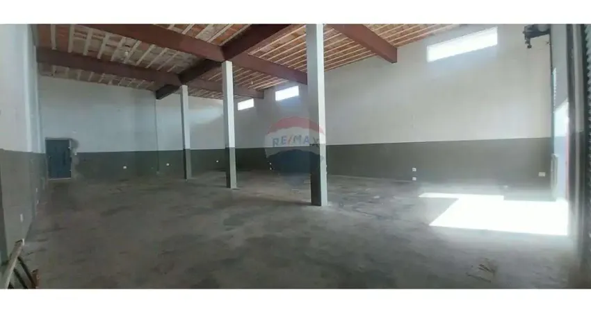 Galpão / depósito / armazém para alugar em adeodato de 210.00m²
