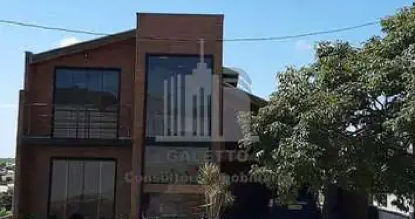 Casa para venda em centro de 202.15m² com 3 quartos, 1 suite e 4 garagens